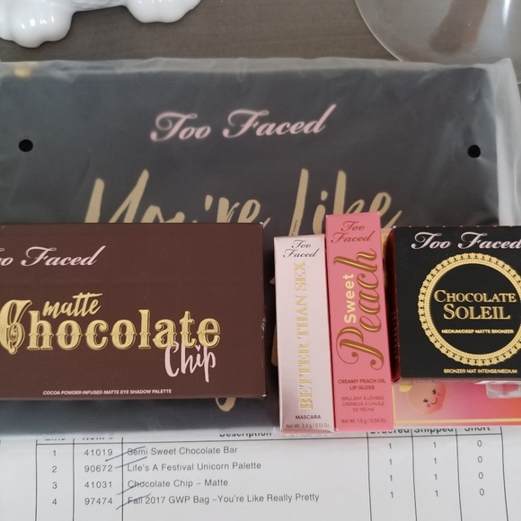 Too Faced Other - 🍫NWT Too Faced Chocolate Chip Eyeshadow
